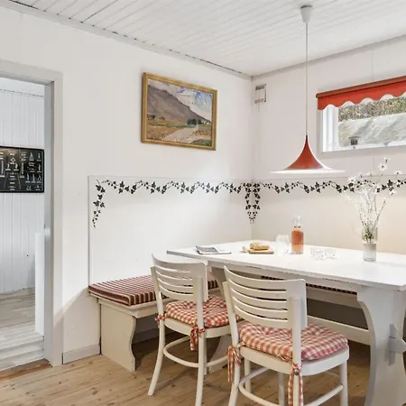 Semesterbostad Alessandra - 175m From The Sea By Interhome